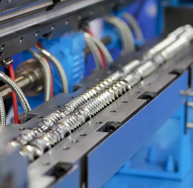 Le fa'agasologa o galuega ma le fa'agaioiga o fa'atonuga o le fa'amea fa'amasani foam granulator